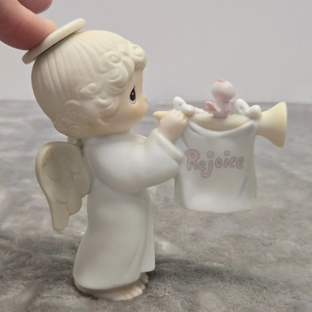 Precious Moments Rejoice O Earth Angel Trumpet Figurine E-5636 Vintage 1981 Box